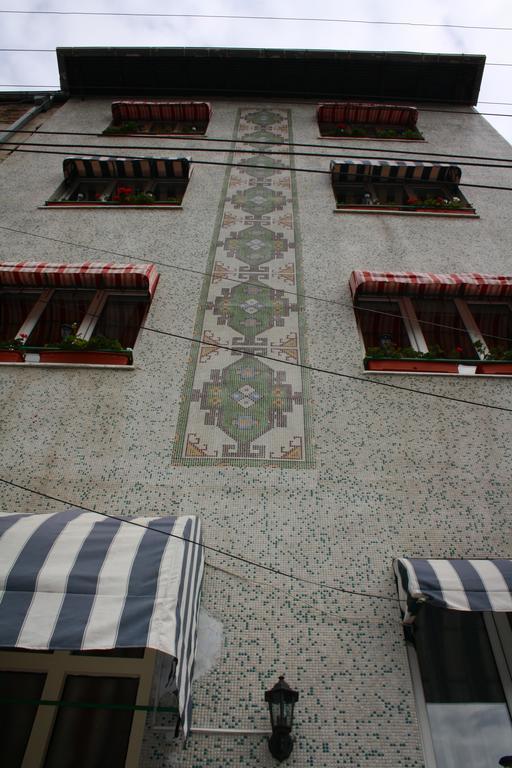 塔玛拉别墅旅馆 布加勒斯特 外观 照片